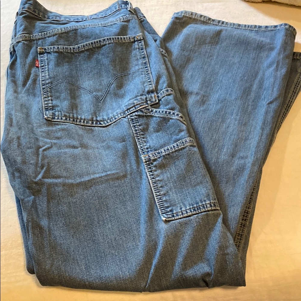Levi's Blue Relaxed Jeans with Effortless Style